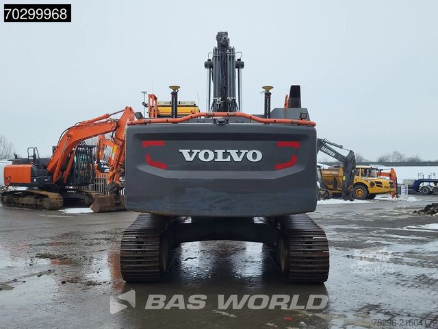 Excavator pe șenile Volvo EC300 E L