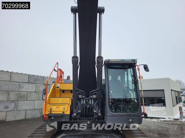 Excavator pe șenile Volvo EC300 E L