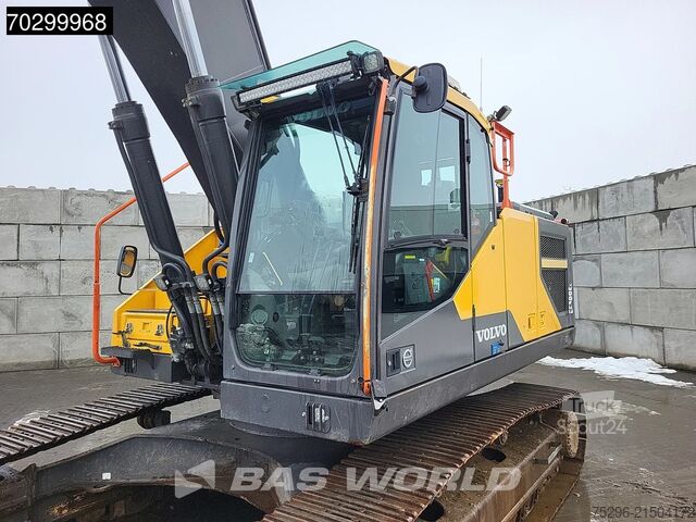 Excavator pe șenile Volvo EC300 E L