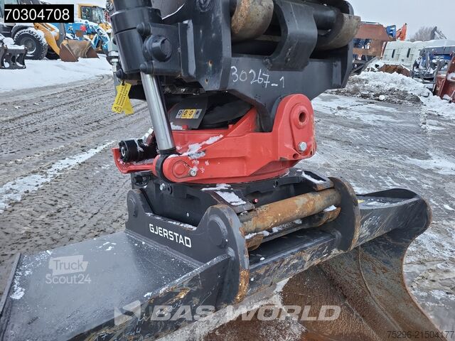 Excavator pe șenile Komatsu PC210LC-11E0 Tiltrotator