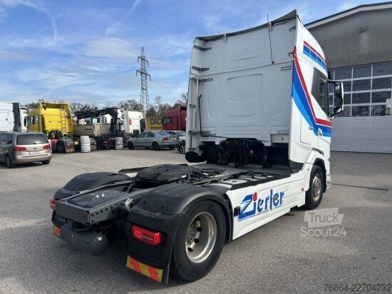 Tractor estándar DAF XG+ 530FT, RETARDER,   EURO6, STANDKLIMA LEDER, FERNSEHER,KAFFEEMASCHINE