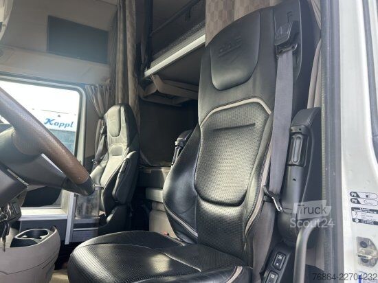 Tractor estándar DAF XG+ 530FT, RETARDER,   EURO6, STANDKLIMA LEDER, FERNSEHER,KAFFEEMASCHINE