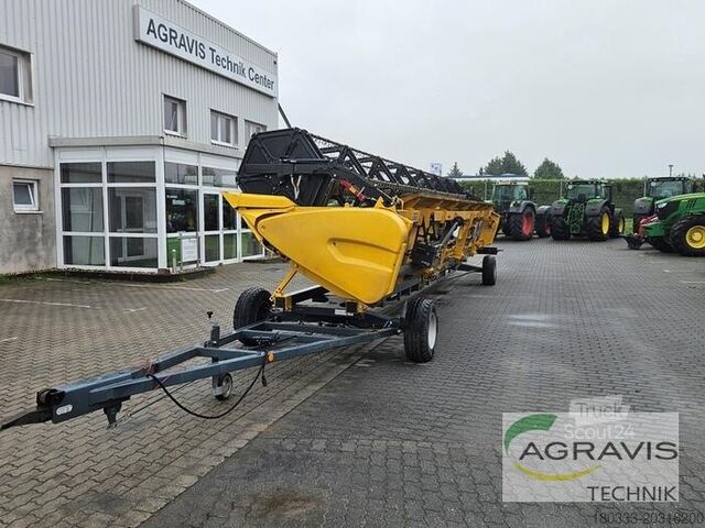 Combina de recoltat New Holland CR 9.90 RAUPE