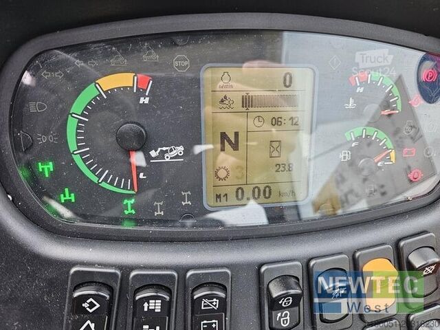 Telescopic loader New Holland TH 7.42 ELITE