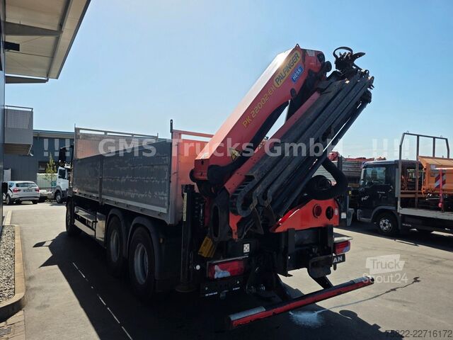 Camião de plataforma MAN TGS 33.440 / 6X4 / Man+Ret / 19m Kran Palfinger