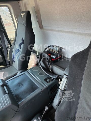 Camião de plataforma MAN TGS 33.440 / 6X4 / Man+Ret / 19m Kran Palfinger