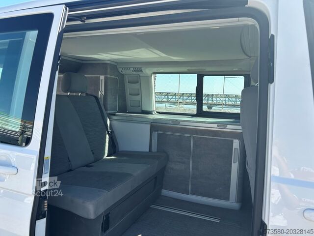 Van husbil / husbil Volkswagen California Camper | 2 Betten 4 Schlafplätze | Küchenzeile + Dachbett