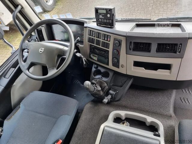 Kyld/fryst transport Volvo FL 12.220 Kuhlkoffer/ Carrier Supra 850 MULTITE...