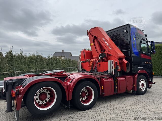 Standard tractor Volvo FH 13.440 FH 440 Euro 5 6X2 HMF 2820