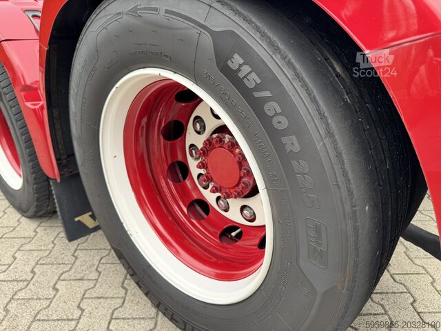 Standard tractor Volvo FH 13.440 FH 440 Euro 5 6X2 HMF 2820