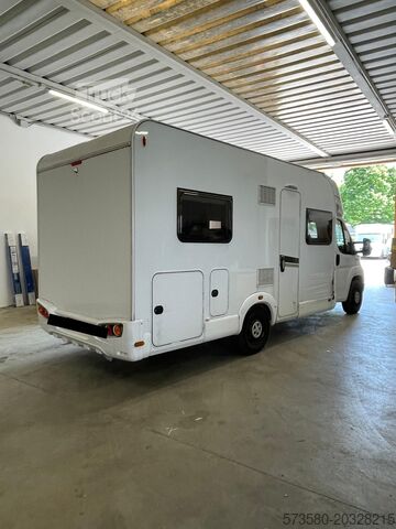 Teilintegriertes Wohnmobil Fiat Ducato Carasuite 650 MF Teilintegriert | Voll ausgestattet