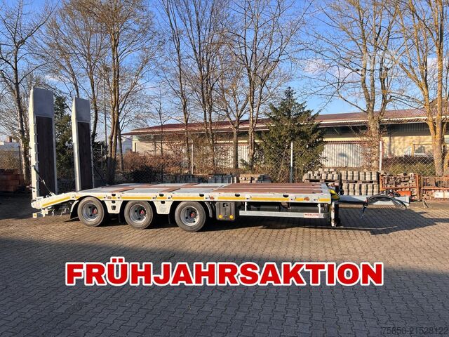 Dieplader oplegger Möslein TT 34 Zugrohr Gerade  34 t GG Tridem- Tieflader 3 Achs, gelenktNeufahrzeug