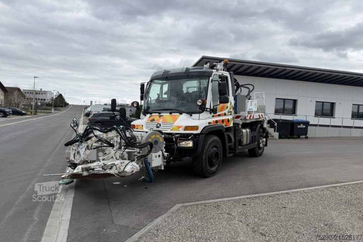 Annen Mercedes-Benz Unimog U400 Böschungsmäher / Swiss-Vehicle