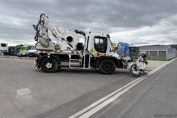 Annen Mercedes-Benz Unimog U400 Böschungsmäher / Swiss-Vehicle
