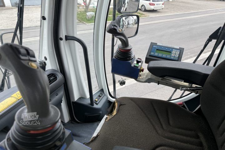 Annen Mercedes-Benz Unimog U400 Böschungsmäher / Swiss-Vehicle