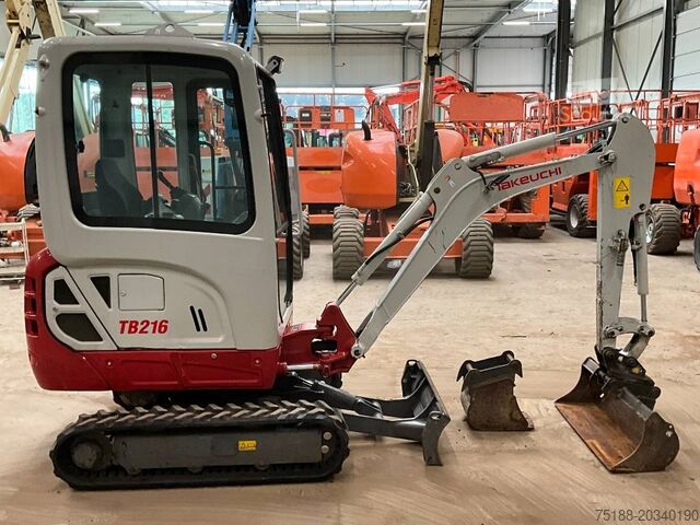 Minirýpadlo Takeuchi TB 216