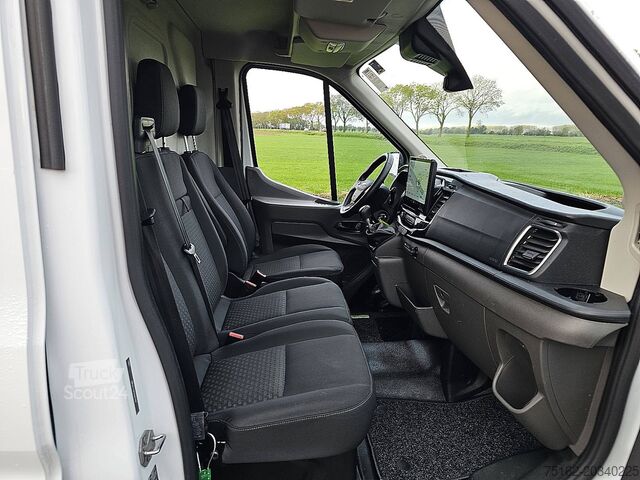 Stationvogn med højt tag FORD TRANSIT 2.0 L4H3 RWD Navi