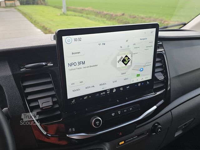 Stationvogn med højt tag FORD TRANSIT 2.0 L4H3 RWD Navi