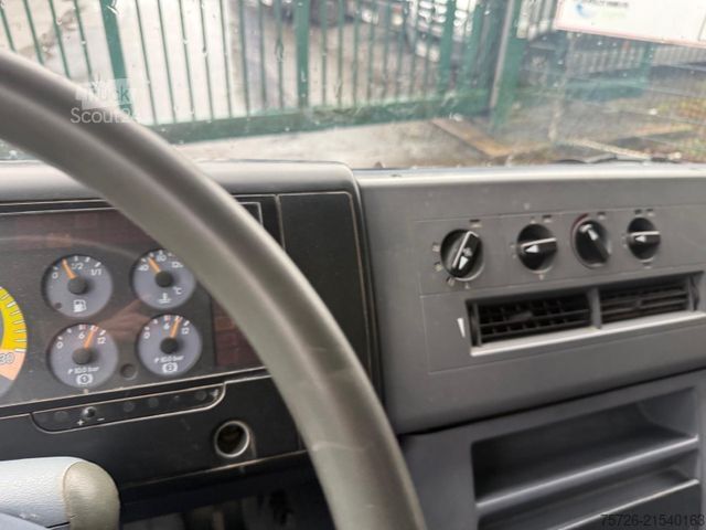 Pick-up skåpbil MERCEDES-BENZ 814d Vario, erst 158 Tkm, d.-Fzg