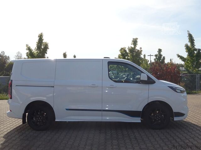 Bestelwagen FORD Transit Custom 320L1 Sport 4x4 Aut. AHK Standhz