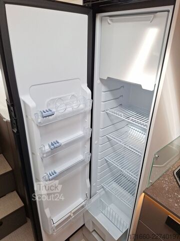 Полуинтегрированный автодом BÜRSTNER B66 TD 690 *Hubbett*Lithium*TV/SAT