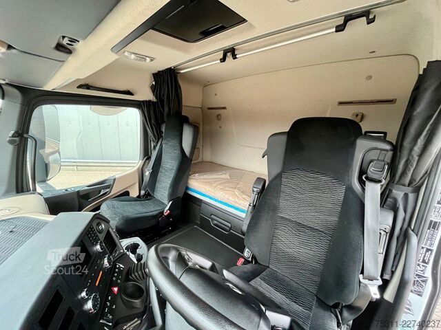 Camion plateau avec bâche MERCEDES-BENZ Actros 2542 6x2 Lenk*HIAB 158 D-3 Kran*Funk*HU27