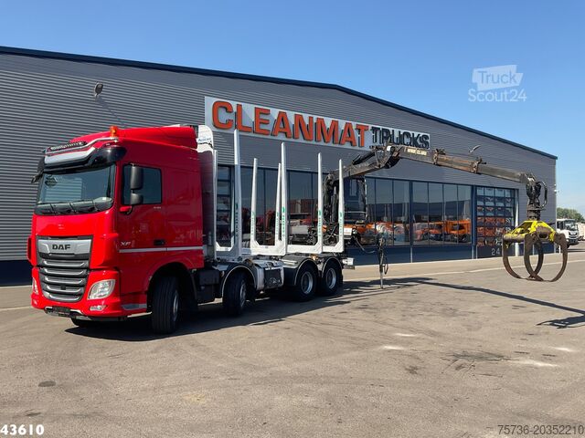 Vrachtwagen met kraan DAF FAD XF 530 8x4 Holzkran