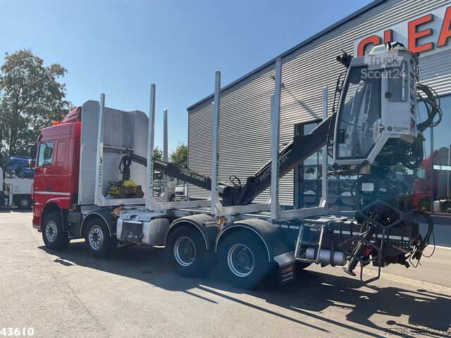 Camion-grue DAF FAD XF 530 8x4 Holzkran