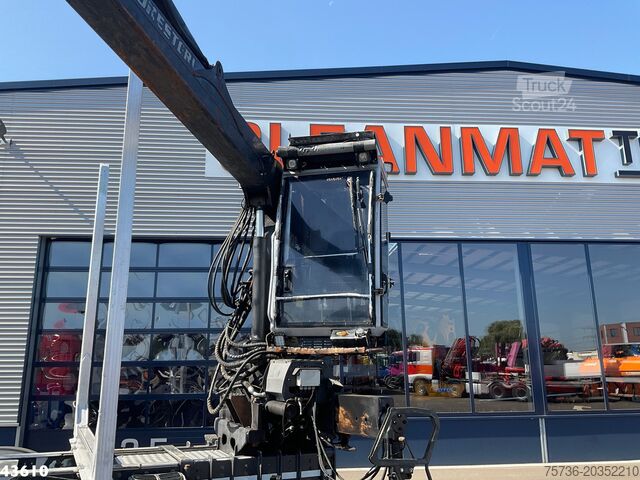 Camion-grue DAF FAD XF 530 8x4 Holzkran