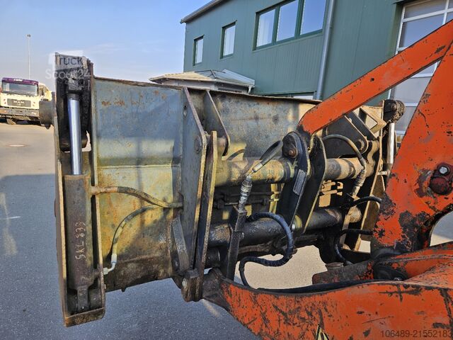 Loader Scheff 833