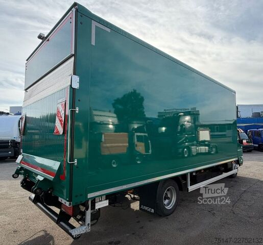 Fourgon tôlé FUSO eCanter 7C18e Elektro Klima 3-Sitzer Koffer LBW
