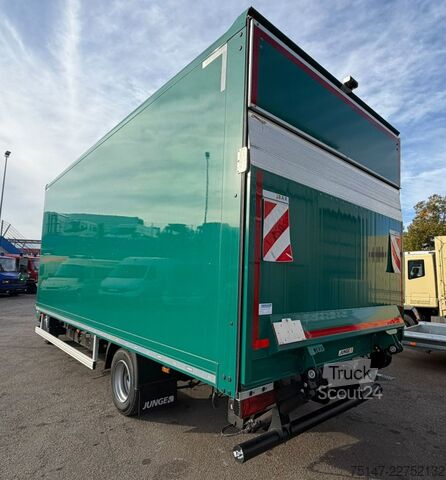 Fourgon tôlé FUSO eCanter 7C18e Elektro Klima 3-Sitzer Koffer LBW