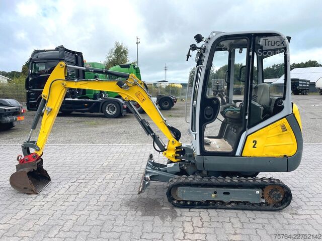 Miniekskavators NEUSON ET 18 / Schnellwechsler / Schaufel