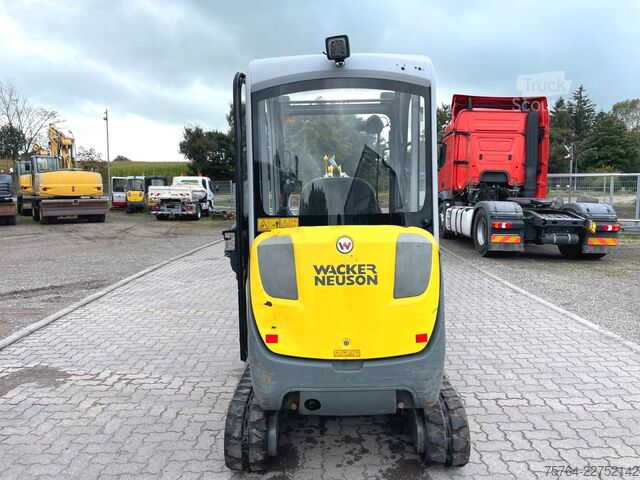 Miniekskavators NEUSON ET 18 / Schnellwechsler / Schaufel