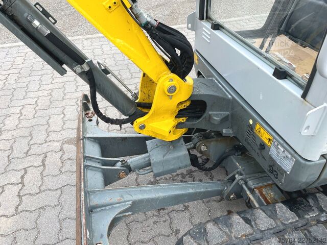 Miniekskavators NEUSON ET 18 / Schnellwechsler / Schaufel