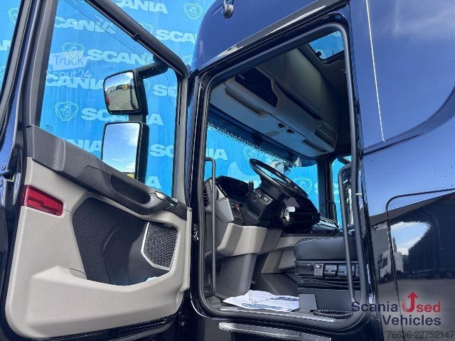 Tractor estándar Scania S 590 A4x2NA RETARDER V8 DIFF-L LED