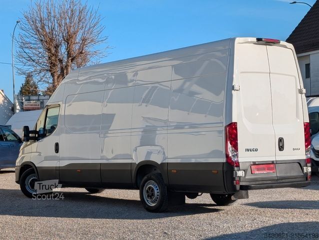 Fourgon surélevé IVECO DAILY 35S18V L4H3 *TOP ZUSTAND* *AUTOMATIK* XXXL