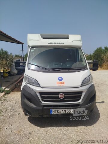 Puoliksi integroitu matkailuauto Fiat Ducato Weinsberg Carasuite 650MF del 2020 | Manuale | Posti letto: 5