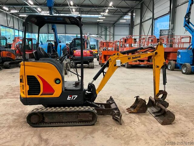 Minikotró Bobcat E 17