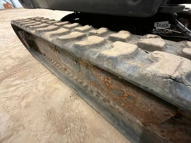 Minikotró Bobcat E 17