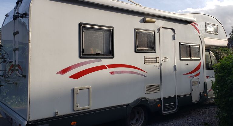 Autocaravana capucino Ford Trigano granduca