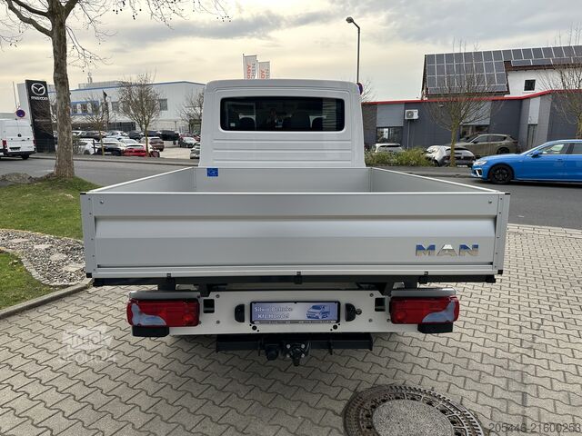 Товарен автомобил с платформа и кабина за екипажа MAN TGE 3.140 Doka Pritsche *AHK*ASSIST*PDC*