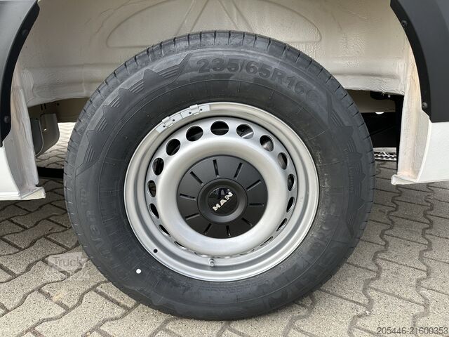 панелен ван MAN TGE 3.140 Kasten L3H3 *AHK*CAM*KLIMA*