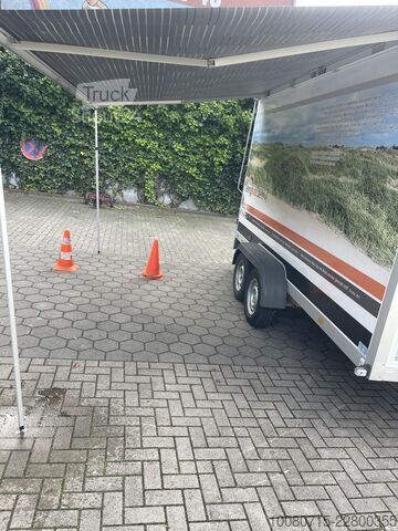 κλειστό ρυμουλκούμενο WM Meyer Allzweckkoffer AZ 2740/185