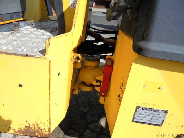 Kombinovani valjak Bomag BW 100 SCC-5