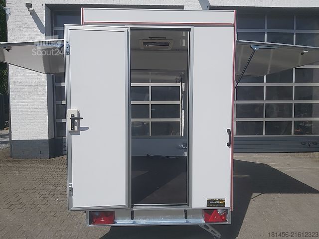 Vending trailer TRAILERSHOP 3 Klappen Multi Event Trailer Hecktür 230 V lager