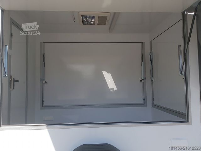 Vending trailer TRAILERSHOP 3 Klappen Multi Event Trailer Hecktür 230 V lager