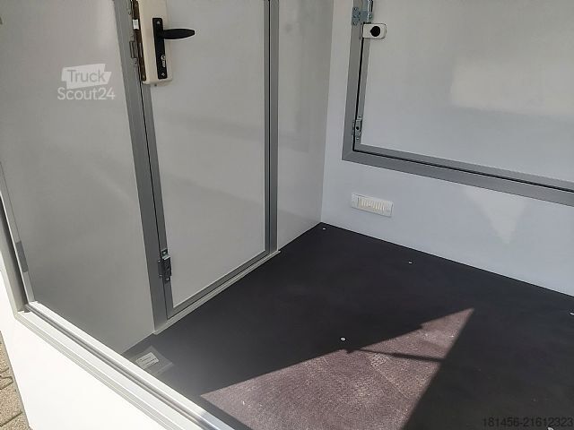 Vending trailer TRAILERSHOP 3 Klappen Multi Event Trailer Hecktür 230 V lager