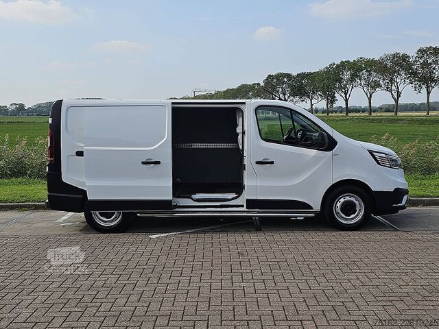 Bestelauto RENAULT TRAFIC 2.0 DCI L2H1 Airco Trekhaak