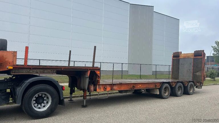 Încărcător semi-scăzut Kaiser Semi dieplader | oprijbruggen | bladgeveerd